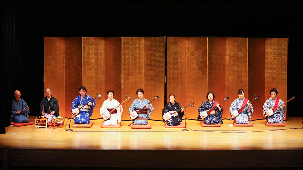 3001 落語寄席の出囃子三味線の演奏と寄席の踊り